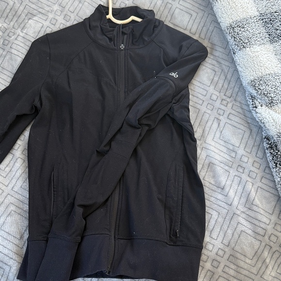 ALO Yoga Jackets & Blazers - ALO Yoga Women's Utility Jacket in Black